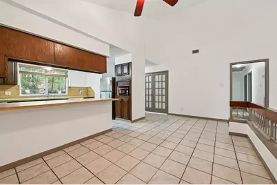 10 Hedgebell Court, The Woodlands, TX 77380 - Photo 12