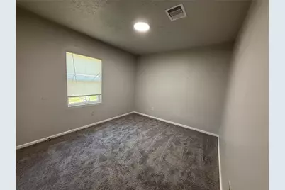 5402 Flamingo Drive, Houston, TX 77033 - Photo 18