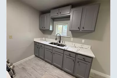 5402 Flamingo Drive, Houston, TX 77033 - Photo 10