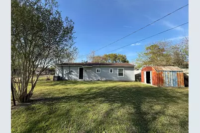5402 Flamingo Drive, Houston, TX 77033 - Photo 22