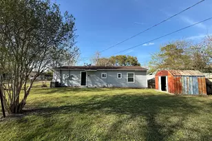 5402 Flamingo Dr, Houston, TX 77033 - Photo 22