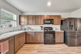 1216 8th Ave N, Texas City, TX 77590 - Photo 8