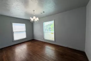 911 Gale St, Houston, TX 77009 - Photo 6