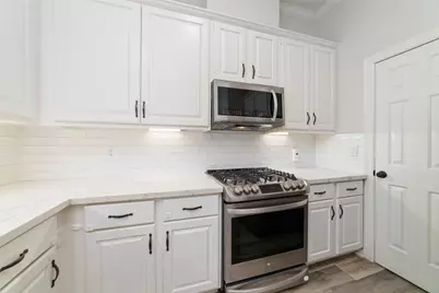 5404 Blossom Street, Houston, TX 77007 - Photo 16