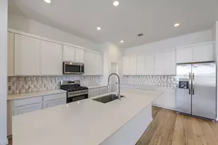 2435 Pear Blossom Ln, Manvel, TX 77578 - Photo 10