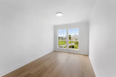 5 Tiki Circle, Tiki Island, TX 77554 - Photo 12