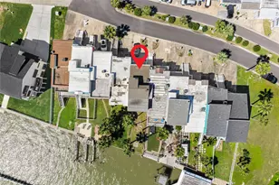 5 Tiki Cir, Tiki Island, TX 77554 - Photo 18