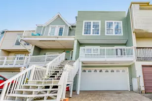 5 Tiki Cir, Tiki Island, TX 77554 - Photo 2