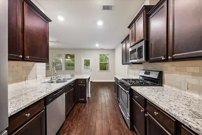 6438 Stoney Creek Drive, Pasadena, TX 77503 - Photo 10