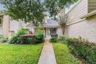 11643 Village Pl Dr, Houston, TX 77077 - Photo 2