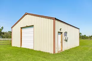 16211 Tankersley Dr, Rosharon, TX 77583 - Photo 12