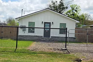 1800 Sanford St, Navasota, TX 77868 - Photo 1