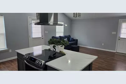 1800 Sanford Street, Navasota, TX 77868 - Photo 4