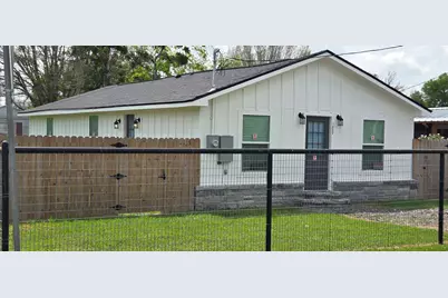 1800 Sanford Street, Navasota, TX 77868 - Photo 2