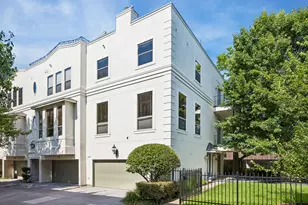 1477 Missouri St, Houston, TX 77006 - Photo 1