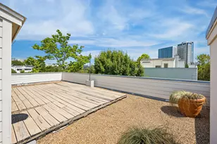 1477 Missouri St, Houston, TX 77006 - Photo 30