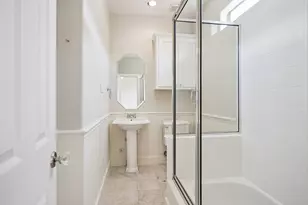 1477 Missouri St, Houston, TX 77006 - Photo 28