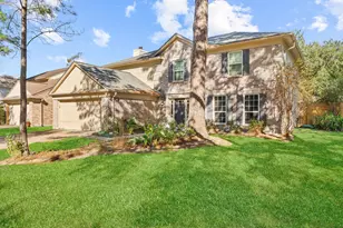 8322 Hot Springs Dr, Houston, TX 77095 - Photo 2