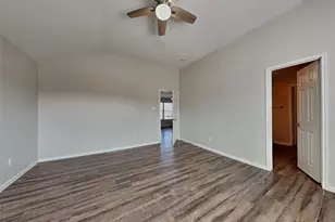 21711 Falcongate Ct, Humble, TX 77338 - Photo 12