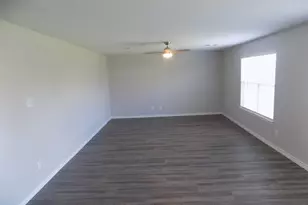 21711 Falcongate Ct, Humble, TX 77338 - Photo 4