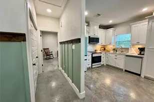 133 Ellis Ln, West Columbia, TX 77486 - Photo 10