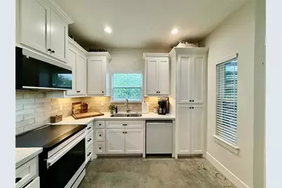 133 Ellis Lane, West Columbia, TX 77486 - Photo 8