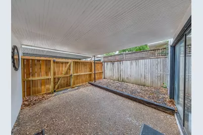 9706 Westview Drive #3, Houston, TX 77055 - Photo 26