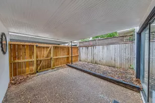 9706 Westview Dr, Houston, TX 77055 - Photo 26
