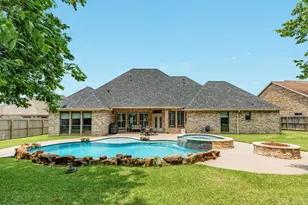 607 Walnut St, Lake Jackson, TX 77566 - Photo 8