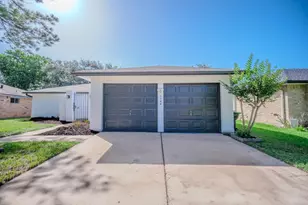 1126 Beechbend Dr, Missouri City, TX 77489 - Photo 2