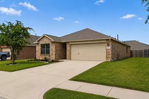 9111 St Laurent Ln, Houston, TX 77044 - Photo 2