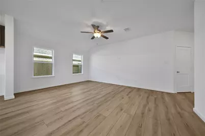 1828 Rory Christine Drive, Rosharon, TX 77583 - Photo 4