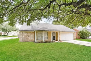17914 Holly Forest Dr, Houston, TX 77084 - Photo 2