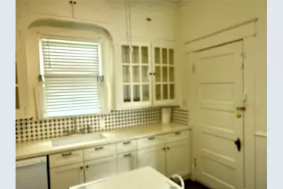 3705 Avenue Q 1/2, Galveston, TX 77550 - Photo 8