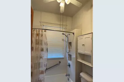 3705 Avenue Q 1/2, Galveston, TX 77550 - Photo 10