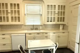 3705 Ave Q 1/2, Galveston, TX 77550 - Photo 6