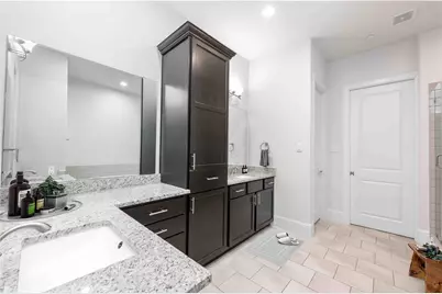 2616 Madeline Grove Drive, Houston, TX 77008 - Photo 16