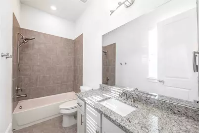 2616 Madeline Grove Drive, Houston, TX 77008 - Photo 20