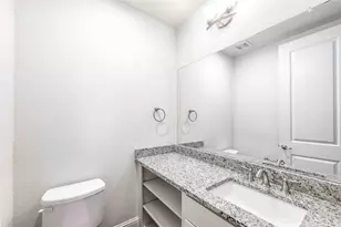 2616 Madeline Grove Dr, Houston, TX 77008 - Photo 12