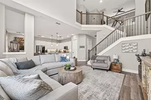 2506 Turnbull Dr, Houston, TX 77008 - Photo 4