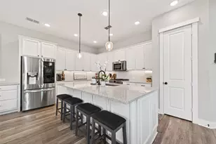 2506 Turnbull Dr, Houston, TX 77008 - Photo 18