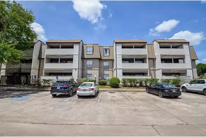 3075 Walnut Bend Lane #23, Houston, TX 77042 - Photo 2