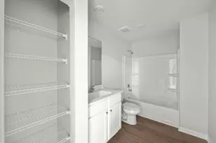 6410 Summer Pass Dr, Houston, TX 77048 - Photo 8