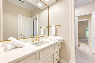806 Herdsman Dr, Houston, TX 77079 - Photo 40