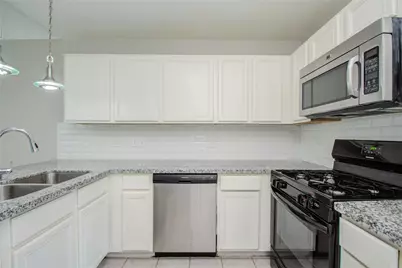 2306 Pine Cone Drive, Houston, TX 77339 - Photo 8