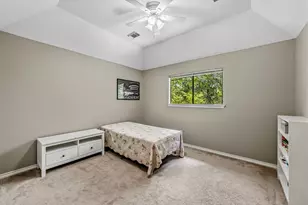 34 W Placid Hill Cir, The Woodlands, TX 77381 - Photo 30