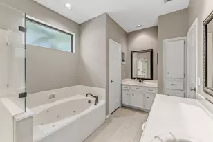 34 W Placid Hill Cir, The Woodlands, TX 77381 - Photo 22