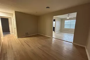 12414 Ledger Ln, Houston, TX 77015 - Photo 8