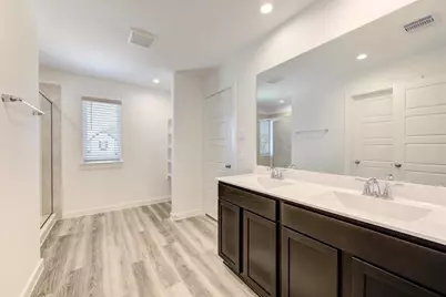 12323 Brandenburg Gate Drive Drive, Houston, TX 77047 - Photo 10