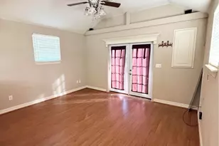 3178 County Rd 32, Angleton, TX 77515 - Photo 2